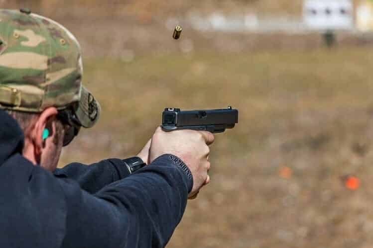 Glock-17L-Competition-Shooting-1